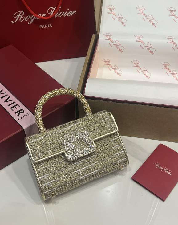 Picture of Roger Vivier Handbags _SKUfw211838526fw